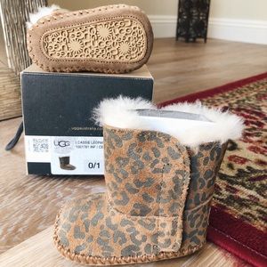 baby uggs 🌿 cheetah print 0/1